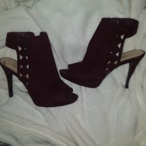 Nine West Wine Suede
